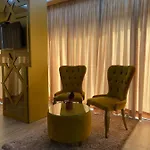 Hotel New W