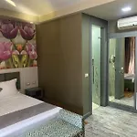 Hotel New W 4*