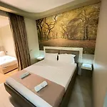 New W Hotel 4*