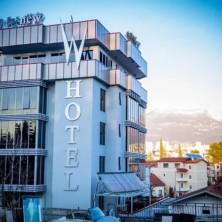 Hotel New W