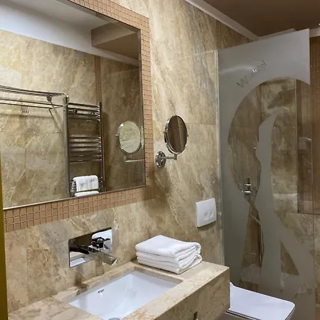 New W Hotel 4*