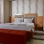 Szálloda New W 4*
