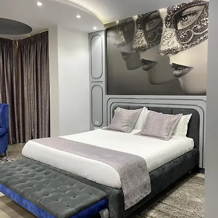 New W 4* Тирана