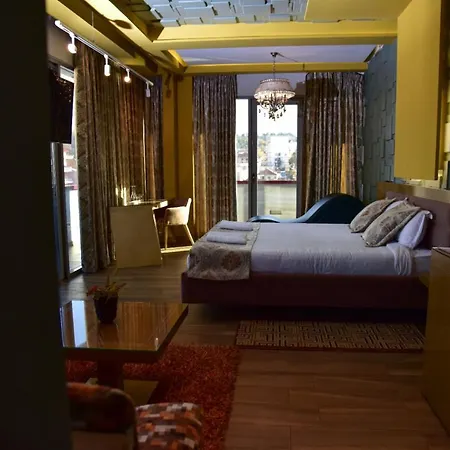 New W Hotel 4*