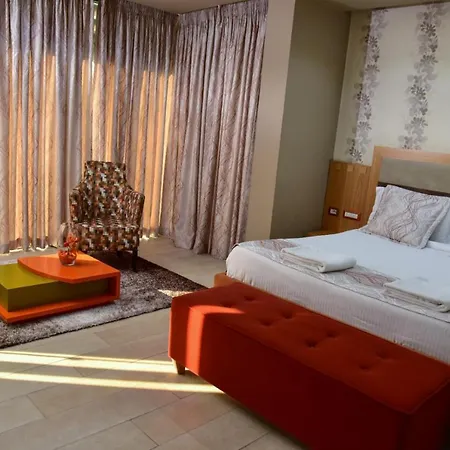 Hotel New W 4*