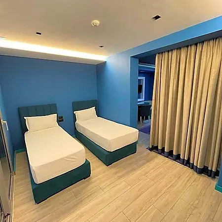 New W Hotel 4*