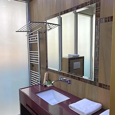 New W Hotel 4*