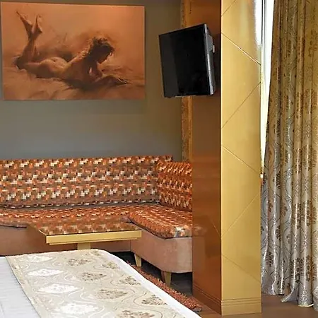 Hotel New W 4*