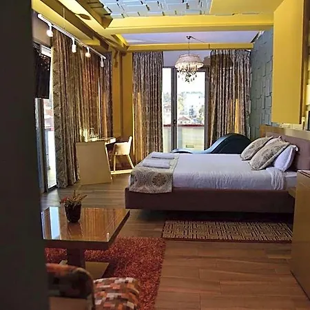 Hotel New W 4*