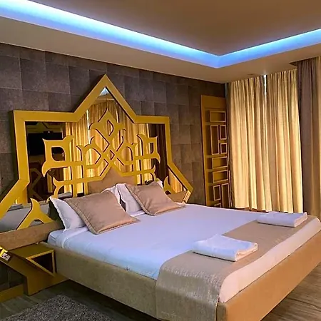 Hotel New W