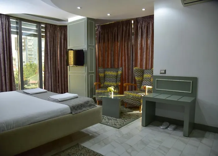 Hotel New W 4*